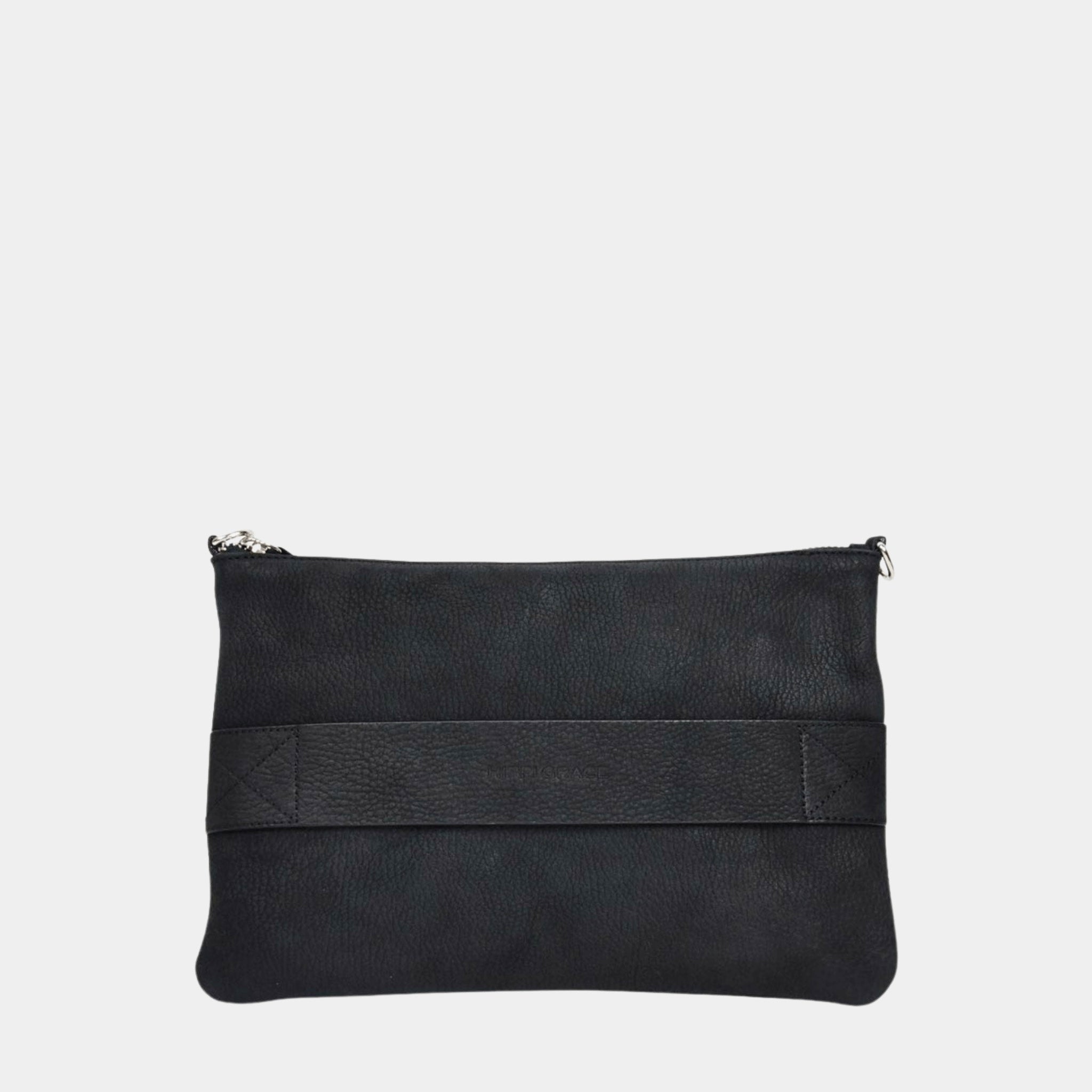 Liten veske i Nobuck Ku-skinn med glidelås-lukning, lang skulderstropp og håndleddsstropp. Veske dame. Liten veske til dame i ekte skinn. Clutch til dame. 3IN1 fra Hippi Grace i fargen Nobuck sort. svart veske til dame i ekte skinn. sort veske til dame i ekte skinn. skinn veske. Veske dame. Liten Veske