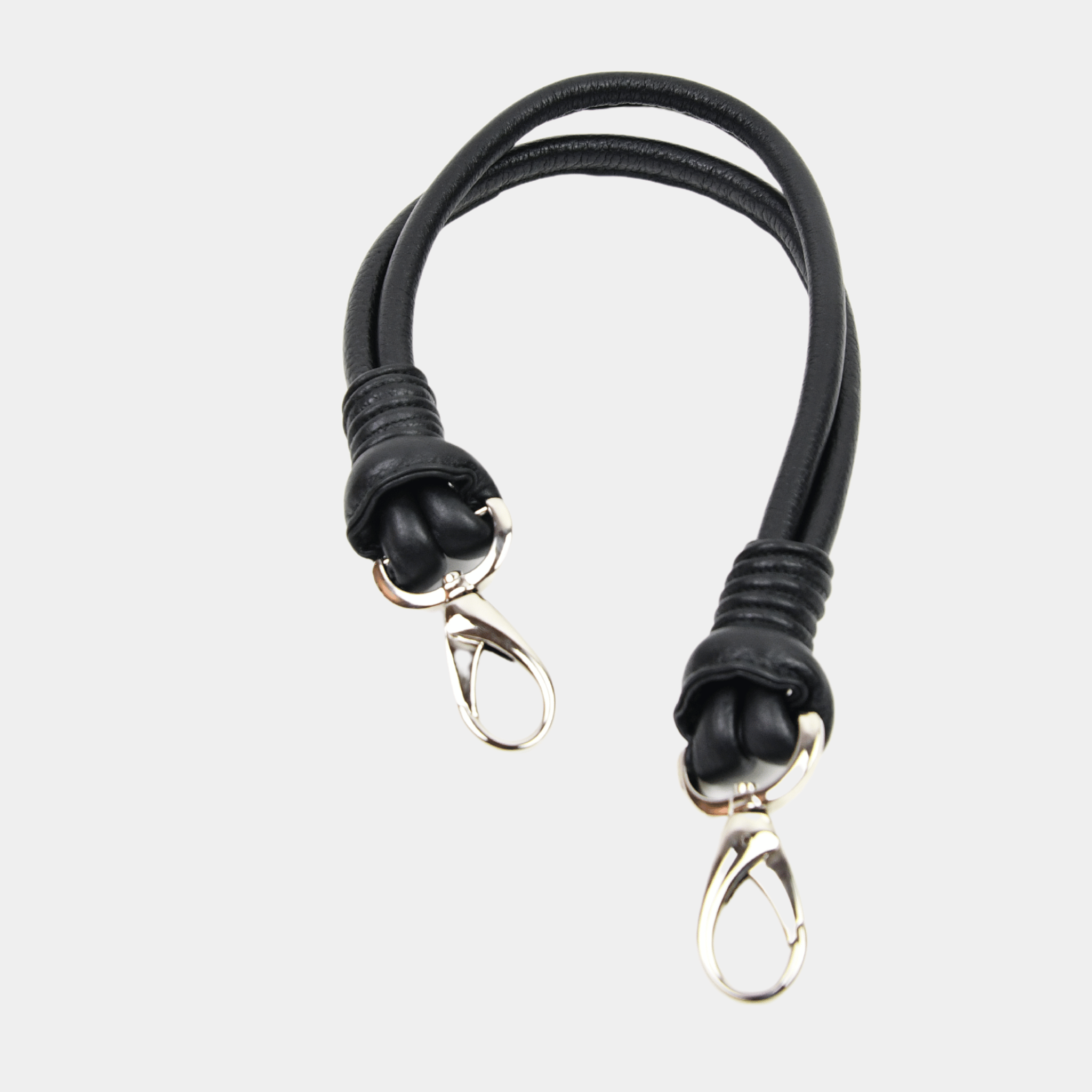 Kort skulderstropp, Klassisk Ku-skinn, Sølvdetaljer